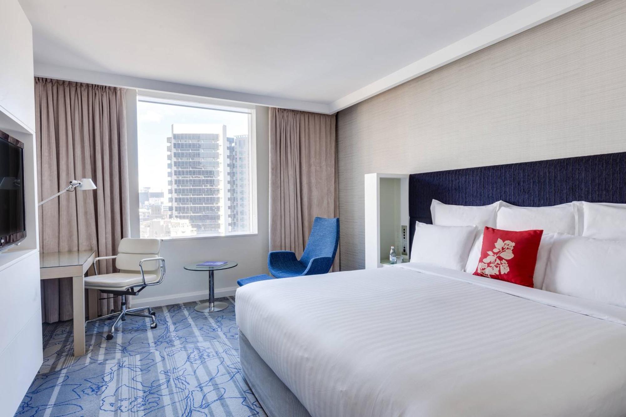 Guest room, 1 King with Cityscape View,1400129873:JPEG